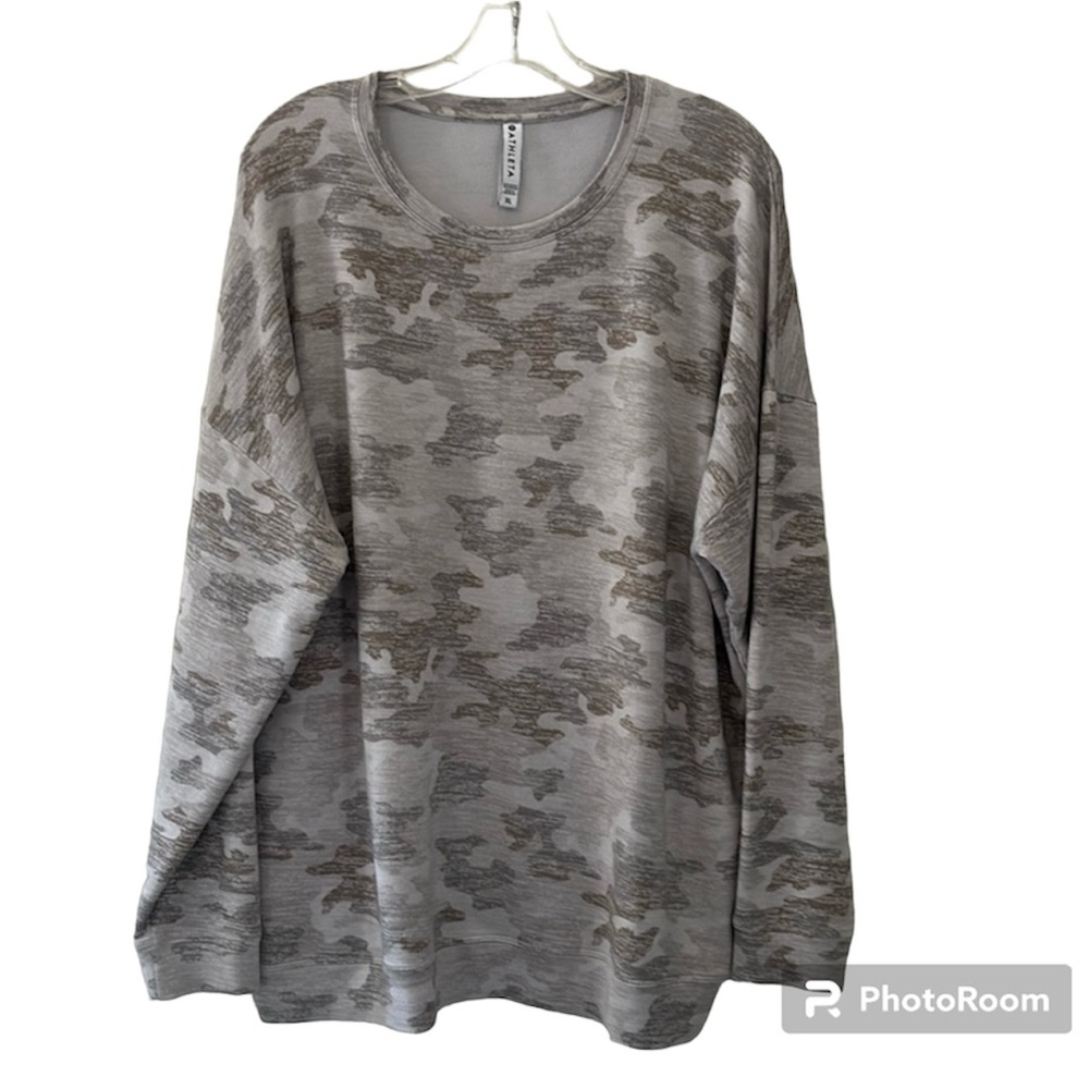 Athleta Light Tan And Gray Camouflage Super Soft Long Sleeve Sweatshirt …